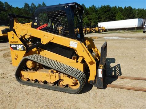 cat 238 skid steer|236 vs 259 skid steer.